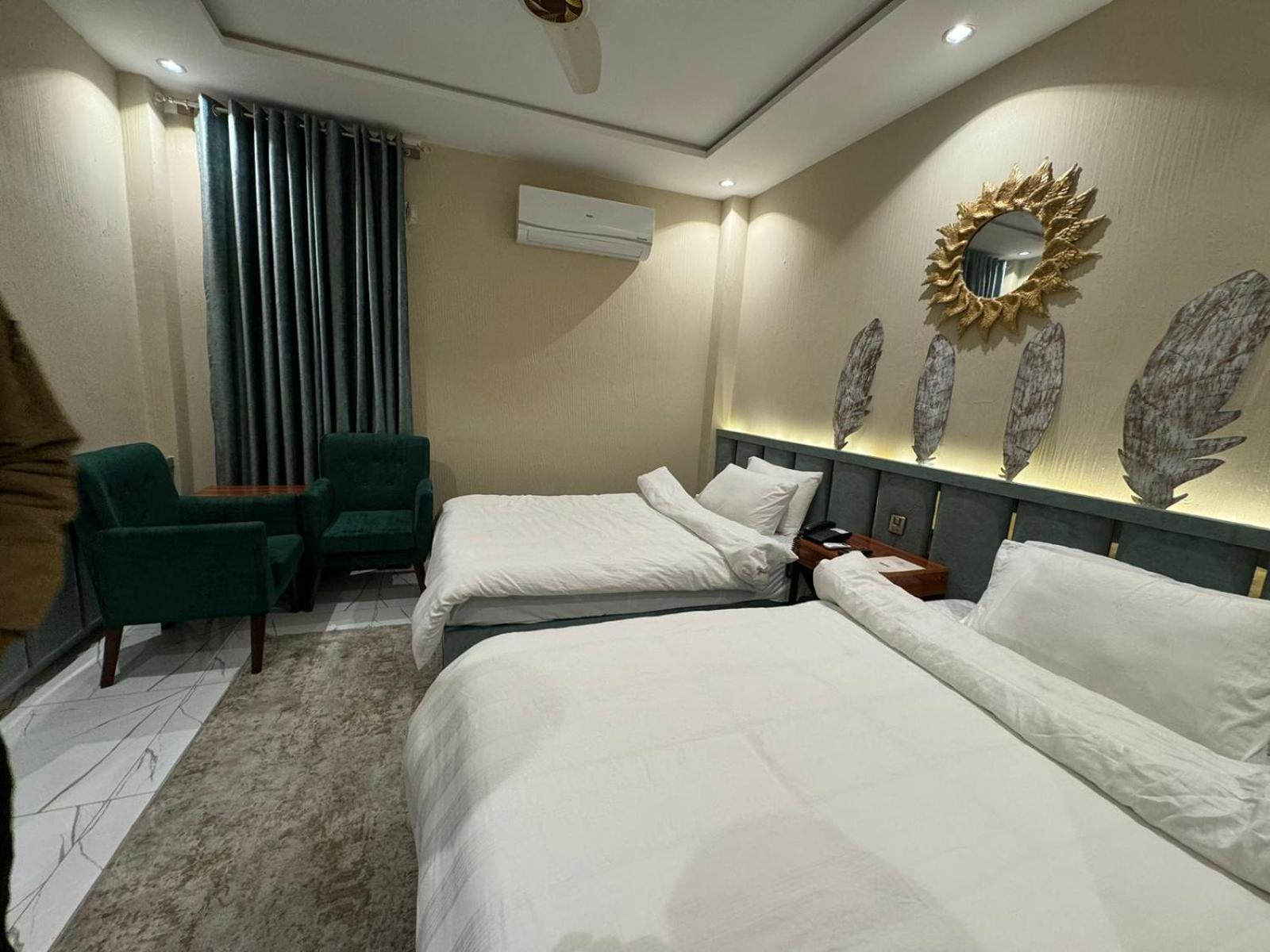 Shelton Boulevard Hotel Lahore Eksteriør billede
