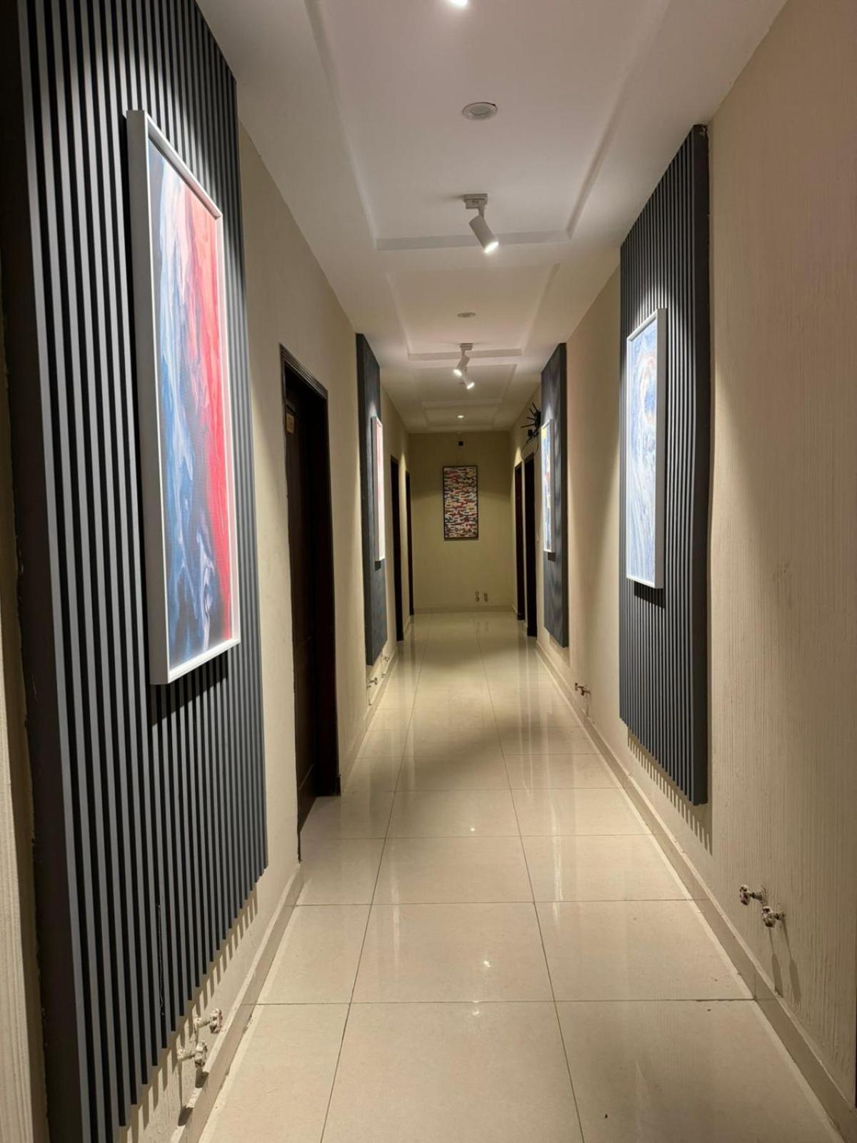Shelton Boulevard Hotel Lahore Eksteriør billede
