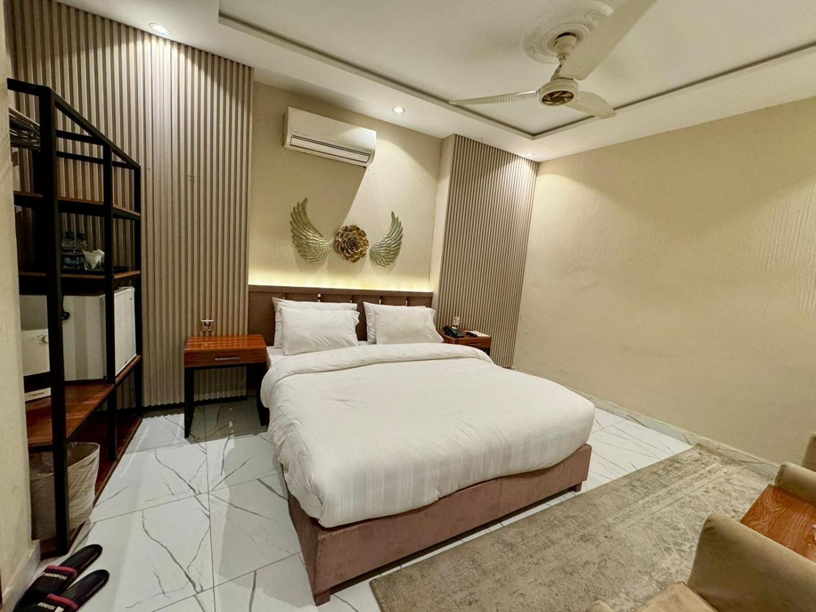 Shelton Boulevard Hotel Lahore Eksteriør billede
